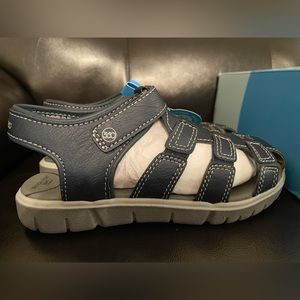 Stride Rite 360 navy fisherman sandals